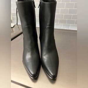 FLATERRED Boots